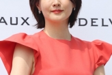 Lee Young Ae tuổi 52