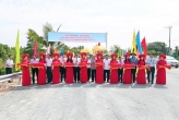 Nam A Bank chung tay nối dài những con đường nông thôn mới