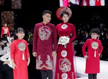 Áo dài uyên ương hoạ tiết truyền thống
