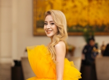 Bà Tưng Huyền Anh xây nhà, mua chung cư ở Sài Gòn trước năm 30 tuổi