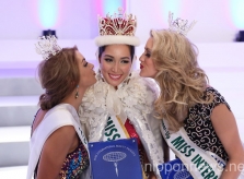 Hoa hậu Quốc tế 2013 phải ghép tạng vì suy thận nặng