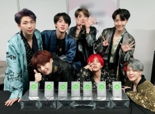 Nhận liên tiếp 7 giải thưởng, BTS tiếp tục là tâm điểm của Kpop