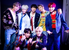 BTS tiếp tục 'gặt hái' thêm 4 chiến thắng tại giải thưởng âm nhạc Mỹ