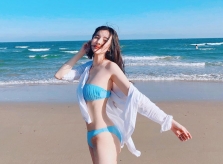 Cao Thái Hà mặc bikini quyến rũ hút mắt ở bãi biển sau khi 