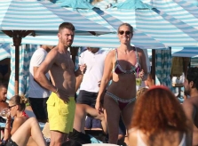 Carrick nghỉ mát cùng bà xã trước khi nhận nhiệm vụ mới ở MU