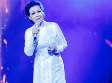 Ca sĩ Khánh Ly bình thản trước tin đồn 