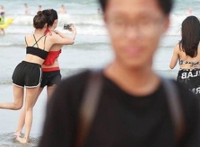 Chàng trai 'tái mặt' khi ảnh của mình nhưng nhân vật chính là cô gái xa lạ