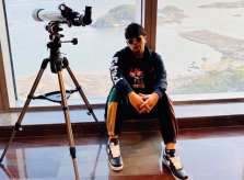 Châu Kiệt Luân và dân tình khoe ảnh đi giày của G-Dragon thế nào?