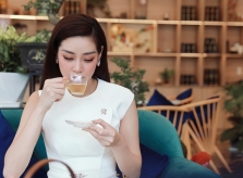 Trà Xuân: “Uống trà đi”