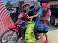 Chi Pu, Quỳnh Anh Shyn và những hot girl thích làm trò 'lầy lội'