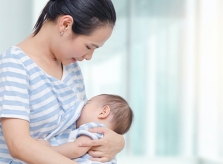 10 hiểu lầm phổ biến khi cho con bú