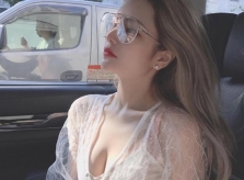 Bạn gái 