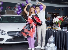 Chúng Huyền Thanh được chồng tặng xe sang
