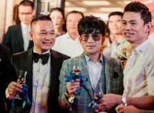 Ca sĩ Quang Hà dự khai trương showroom Chương Tailor Cửa Bắc