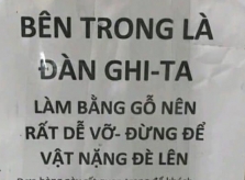 Chủ shop nhắn nhủ shipper nhẹ tay vì 'nghệ sĩ tương lai'