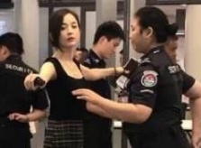 Nhan sắc không son phấn của Cổ Lực Na Trát được khen ngợi