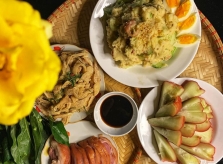 Cơm nhà 30 phút của cô giáo 27 tuổi