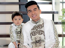 Ảnh sao 28/3: Con trai Đan Trường giận dỗi bố vì bị mắng