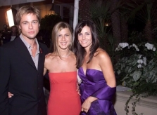 Bạn thân giúp Jennifer Aniston hàn gắn Brad Pitt