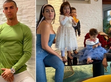 Bạn gái và các con C. Ronaldo âm tính với nCoV
