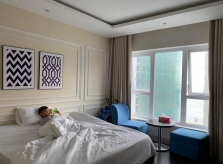 Cuộc sống của Thanh Thảo trong phòng cách ly bốn sao