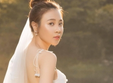 Đàm Thu Trang - chân dài showbiz khiến Cường Đô La mê đắm