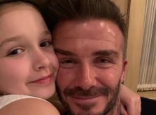 David Beckham đón sinh nhật ngọt ngào bên vợ và bốn con
