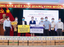 Hệ sinh thái Đôi Dép - Không thể thiếu nhau: Đồng hành cùng tuyến đầu chống dịch