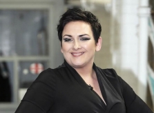 Sản phụ thừa nhận quan hệ tình dục trên giường bệnh sau 2 tiếng sinh con