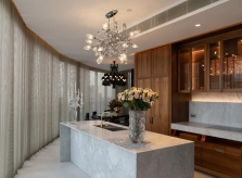 Gia chủ Sài Gòn chi hơn 10 tỷ đồng cho đèn trang trí căn hộ