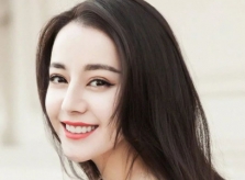 Địch Lệ Nhiệt Ba - mỹ nữ Tân Cương nổi đình đám dù đóng phim dở