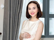 Ảnh sao 28/7: Đinh Ngọc Diệp hào hứng chờ lâm bồn