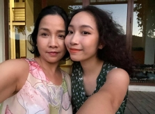 Diva Mỹ Linh bất ngờ khi con gái không muốn 