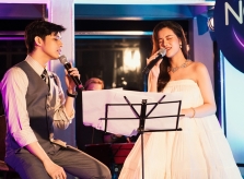 Đông Nhi bế bầu lớn song ca Noo Phước Thịnh