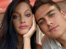 Bạn gái Dybala là người lưỡng tính