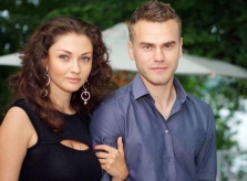 Vợ xinh đẹp của 'người hùng' đội tuyển Nga