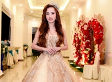 Quán quân Phương Chi xinh đẹp rạng ngời tại đêm tiệc tri ân 'Nét Đẹp Công Sở 2018'