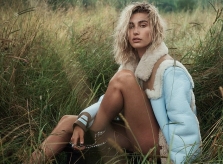 Hailey Baldwin nhận nhiều chỉ trích khi kết hôn với Justin Bieber