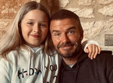 Harper mua áo đôi tặng bố Becks