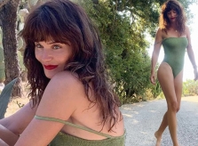 Cựu 'thiên thần nội y', Hoa hậu Hoàn vũ Đan Mạch dáng nuột gây ngưỡng mộ ở tuổi 52