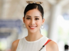 Hoa hậu Trần Tiểu Vy về thăm quê, mời cơm thết đãi người thân, bạn bè