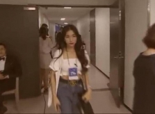 Hòa Minzy vào hậu trường tìm gặp BTS: 'Hoàn toàn sai, dễ gây dị ứng'