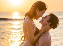 Hoàng Oanh khoe chồng sắp cưới