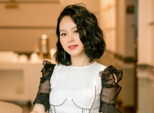 Hoàng Quyên tự bỏ tiền tỷ làm liveshow