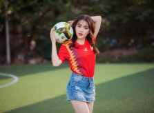 Hot girl bóng đá tung bộ ảnh tiếp lửa cho Tây Ban Nha