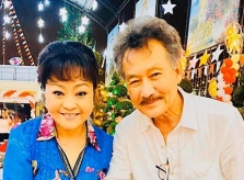 Hương Lan làm lễ hôn phối