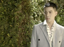 Ca sĩ Jay Hoo phải giải nghệ vì ung thư tuyến giáp