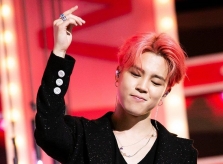 Ngoài quần áo, Jimin (BTS) còn chăm dùng phụ kiện hàng hiệu đắt đỏ