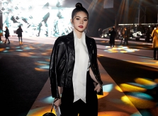 Jolie Nguyễn sang Italy dự Fashion Show
