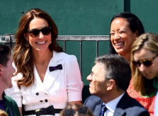 Kate một mình đi xem giải tennis Wimbledon